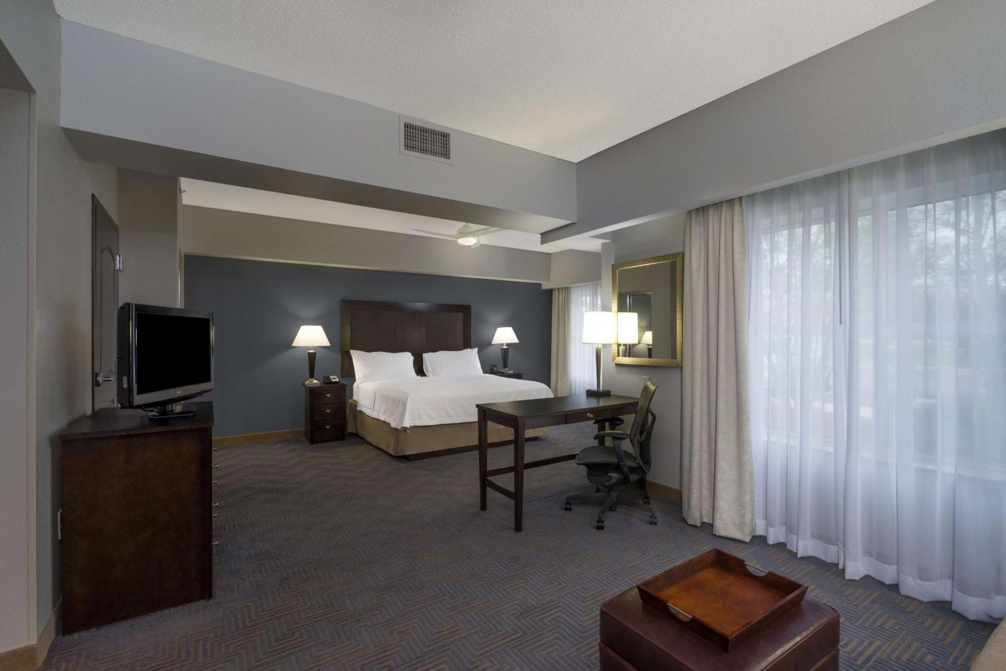 Homewood Suites By Hilton Louisville-East Exterior photo